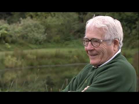 “James Lovelock Explains Gaia Hypothesis on The Sacred Balance (TV)”